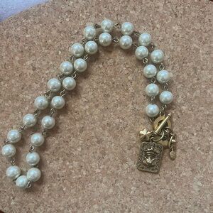 CAbi heritage necklace